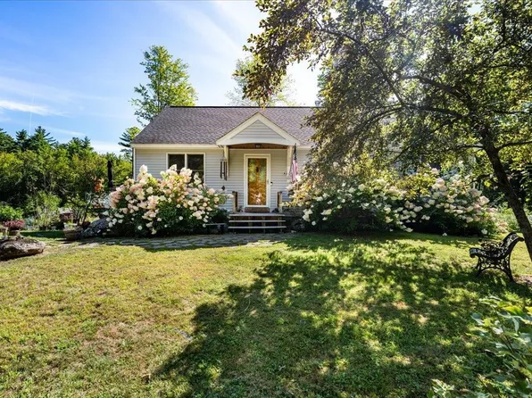 420 Dodge Hill Road, Henniker, NH 03242