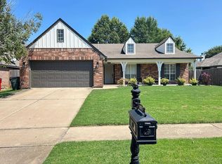 10305 N 115th Ave E, Owasso, OK 74055