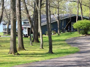 2330 E Coon Lake Trl, Howell, MI 48843