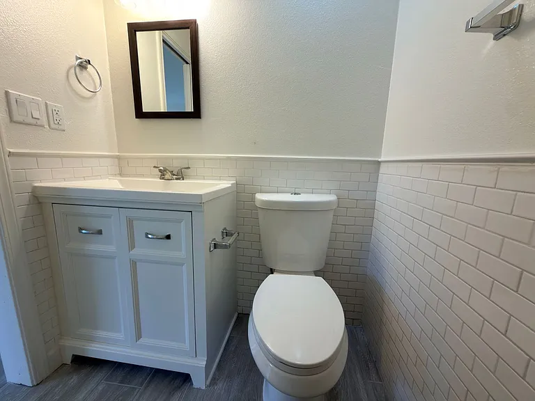 523 N Citrus Ave — Photo 22