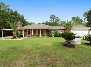 1412 Magnolia St, Ocean Springs, MS 39564