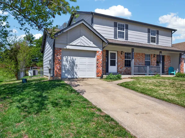 2219 N Village Dr, Saint Charles, MO 63303