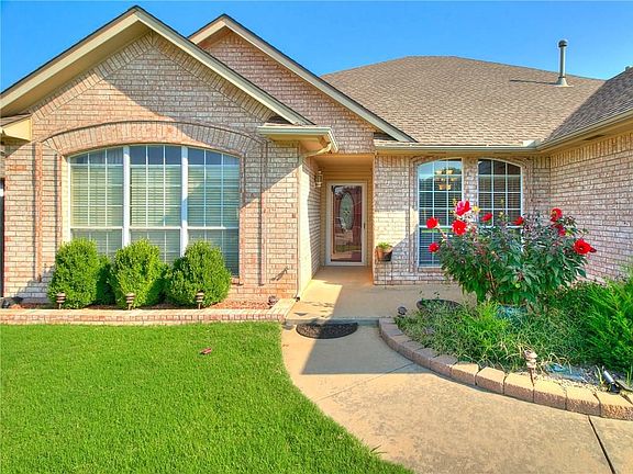 2nd image of 309 Nathan Dr