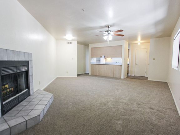 5th image of 240 S McCormick St APT 2