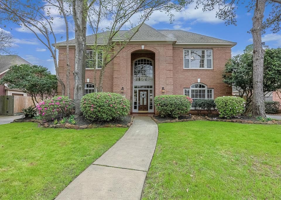 1st image of 3614 Shady Village Dr