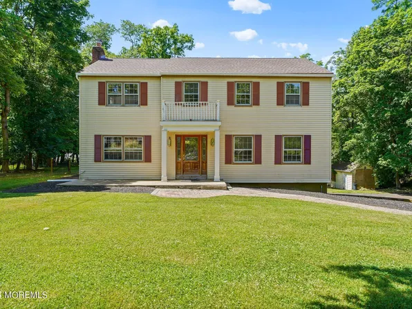 21 Winding Brook Way, Holmdel, NJ 07733