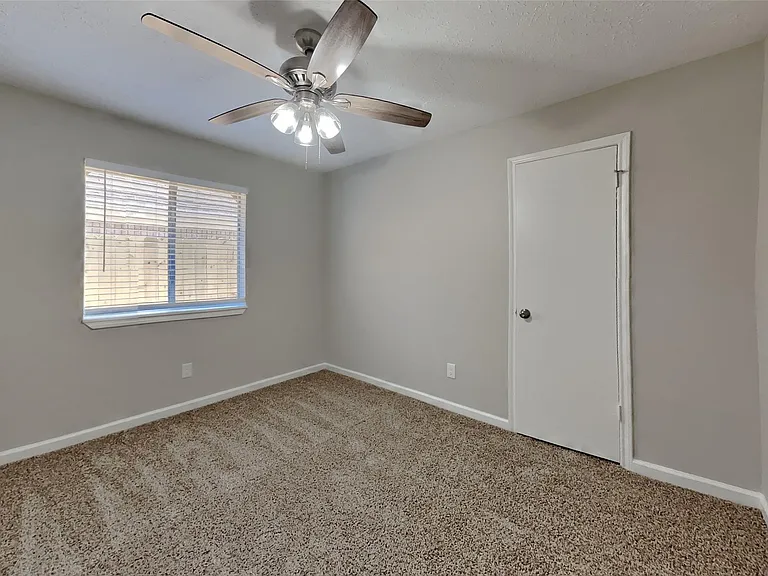 2314 Pebbledowne Cir — Photo 14