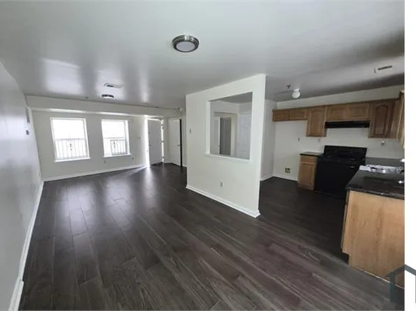 115 Leslie St #1, Newark, NJ 07112