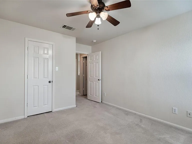 314 Hidden Brook Ln — Photo 12