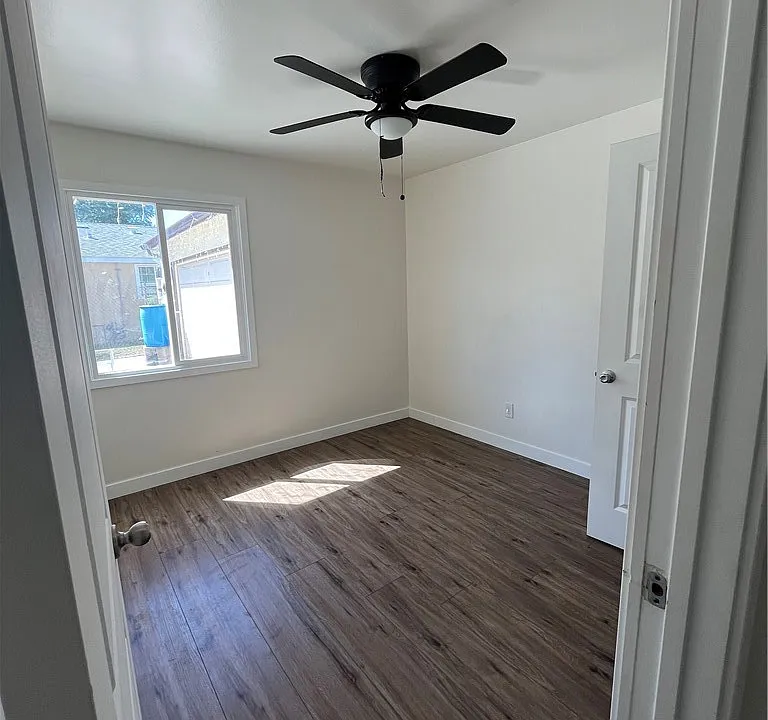 829 Normandy Pl