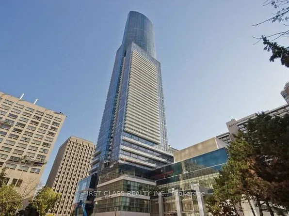 386 Yonge St, Toronto, ON