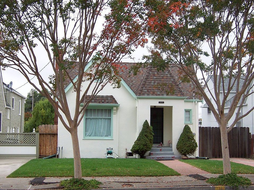 1st image of 557 Superior Ave