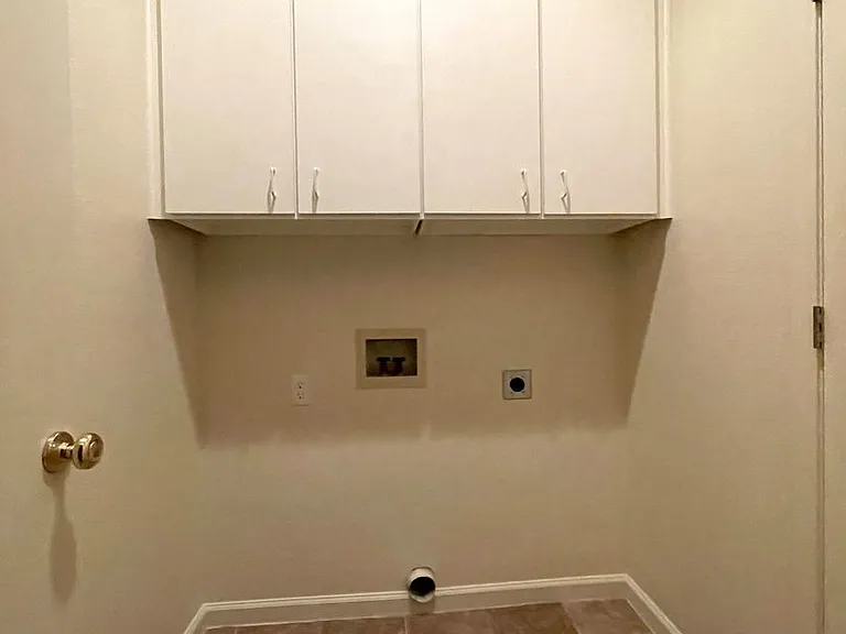 1115 Waverly Dr — Photo 24