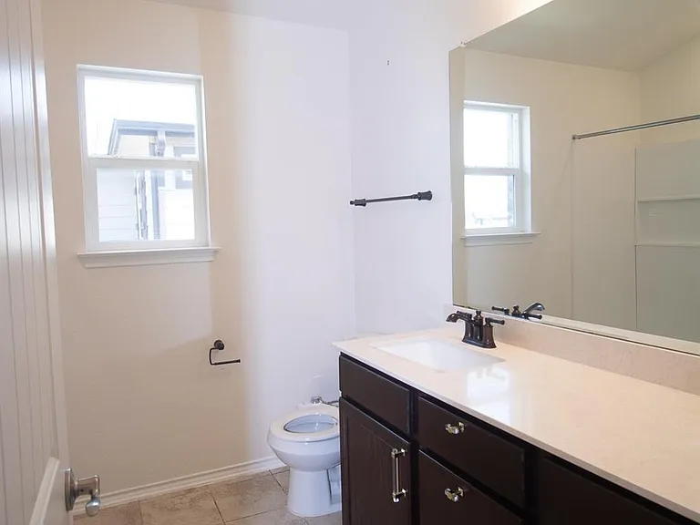 2105 Ebony Dove St — Photo 22