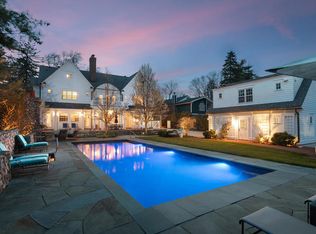 353 Oak St, Glen Ellyn, IL 60137