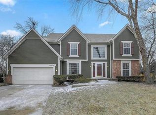 12519 Connell Dr, Overland Park, KS 66213