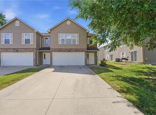 1631 NW Garrett Dr, Blue Springs, MO 64015