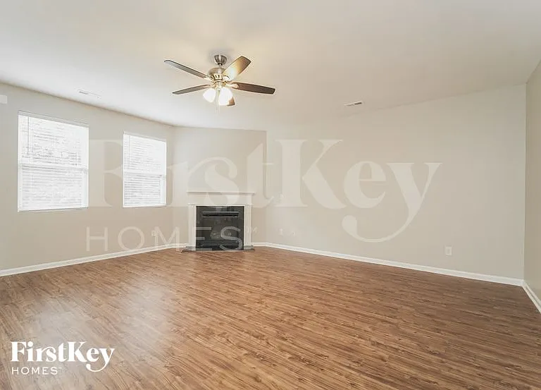 7302 Lamplighter Close Dr — Photo 4