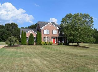1192 James Farm Rd, Hickory, NC 28602