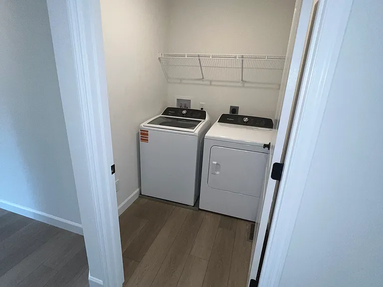 7907 Mexico Rd — Photo 26