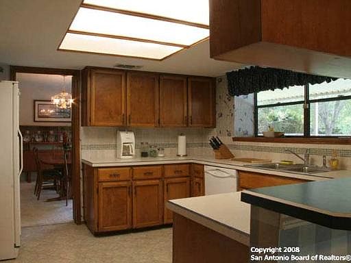 5th image of 2515 HUNTERS GREEN