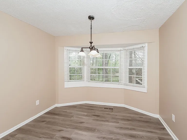 2790 Stevens Creek Rd — Photo 7
