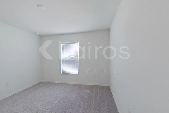 2306 NW 20th Pl — Photo 12