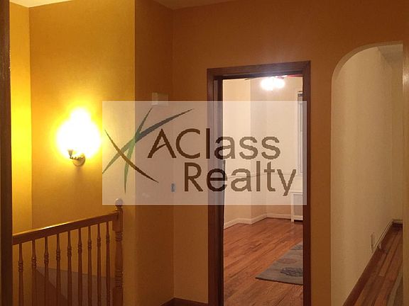 5th image of 2582 44th St APT 2F