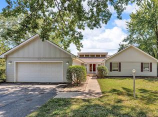 516 Delaware Dr, Ozawkie, KS 66070
