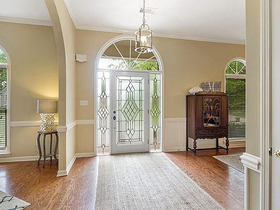 3rd image of 1731 Wood Mills Dr E