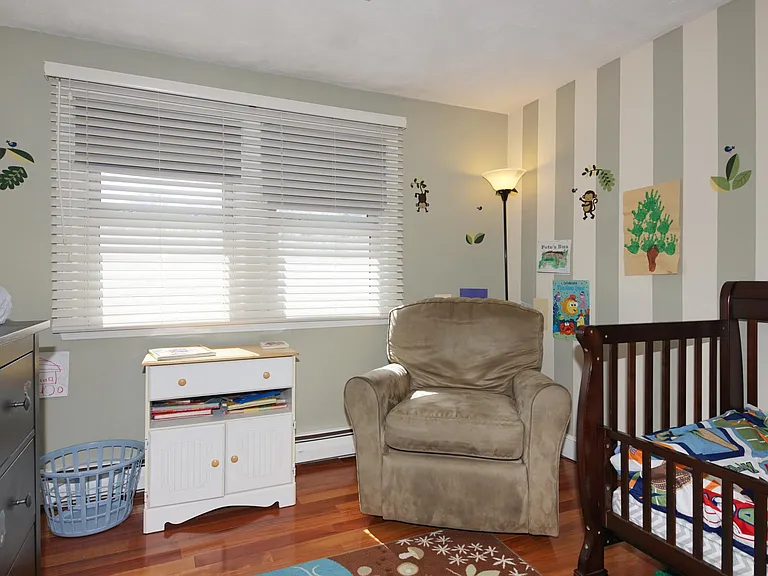 39 Locust St — Photo 8