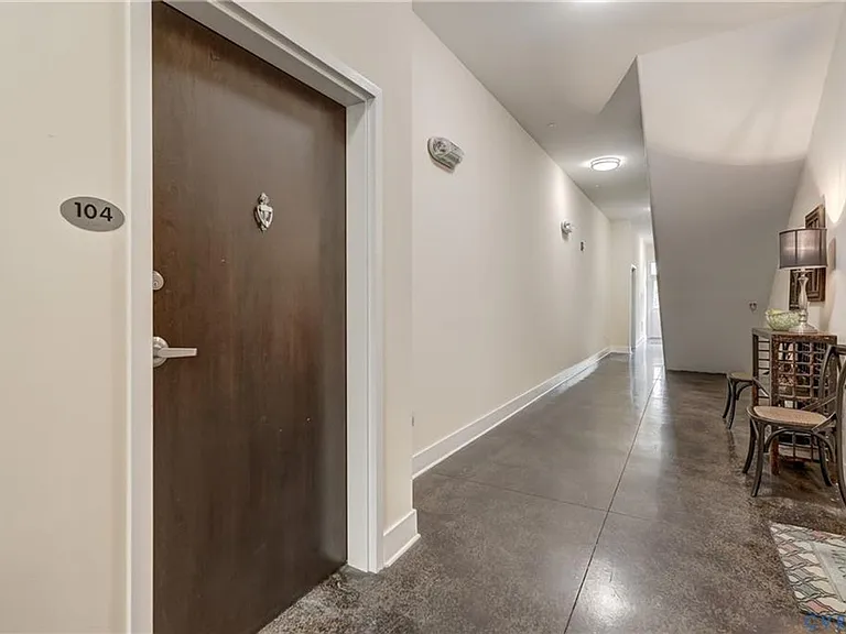 1020 Porter St #104 — Photo 26