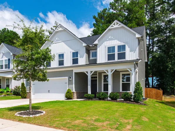 303 Forestview Crest Way, Fuquay Varina, NC 27526