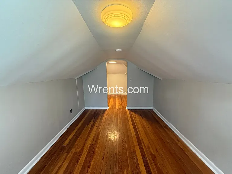 1104 E 14th Ave — Photo 15