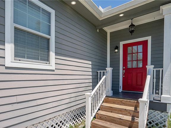 5th image of 4127 Thalia St