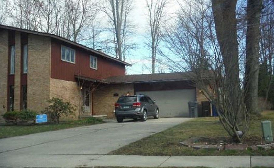2nd image of 500 Harper Ln