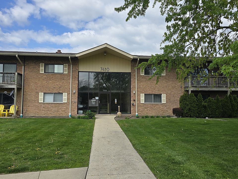 2nd image of 7410 Brookdale Dr APT 214