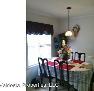 2nd image of 4313 Lynn Ross Dr