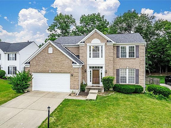 2nd image of 3590 Queen Victoria Ct