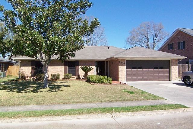 1st image of 102 McAllen Dr