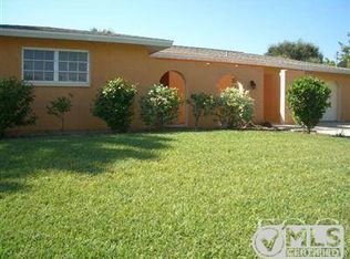 1930 SE 6th St, Cape Coral, FL 33990