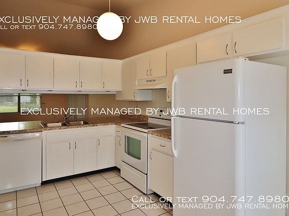 5th image of 3392 Excalibur Way