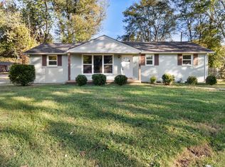 102 Charlemagne Blvd, Clarksville, TN 37042