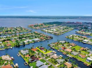 1739 SE 39th Ter, Cape Coral, FL 33904