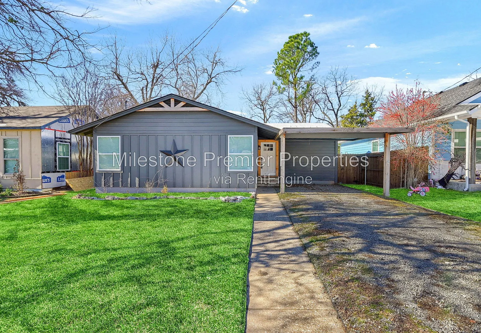 3 bed, 2.0 bath, 1295 sqft, $1,500 — Photo 2