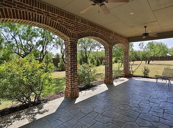 3rd image of 4333 La Hacienda Dr
