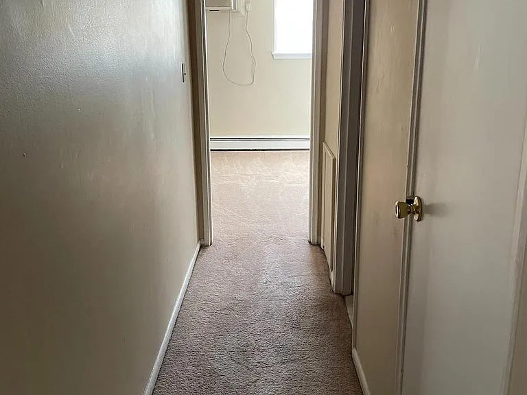 102 2nd St #2 — Photo 6