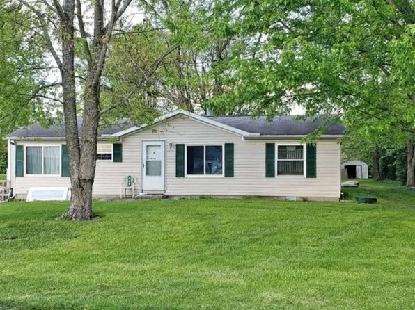 305 N Pike St, Kirklin, IN 46050