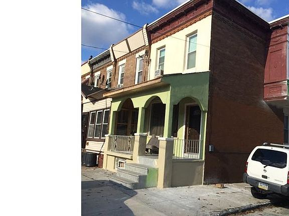 2nd image of 1617 W Bristol St