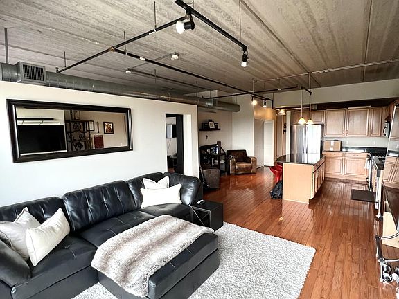 5th image of 101 Curry Ave Unit 606